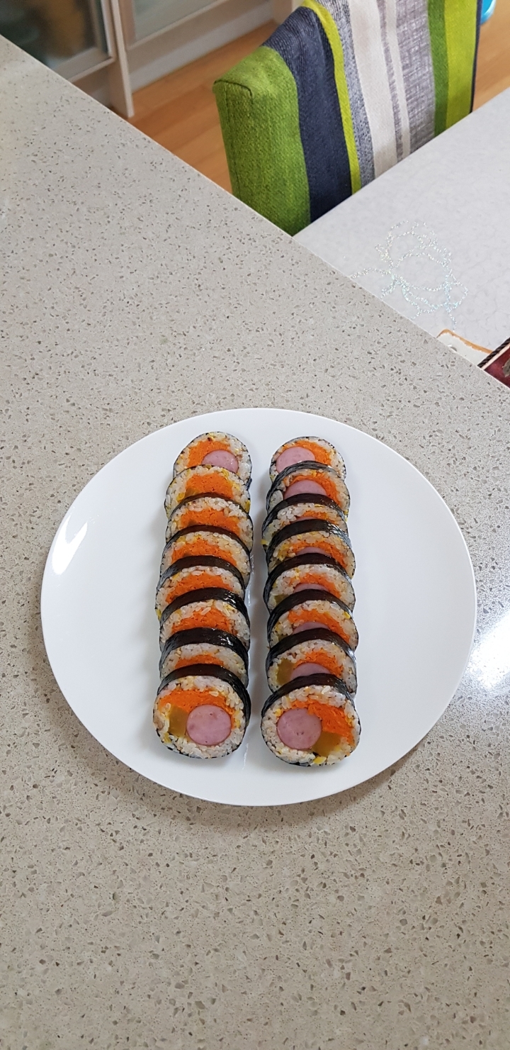 당근김밥 이미지