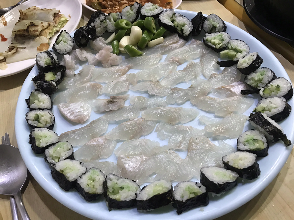 충무횟집 이미지