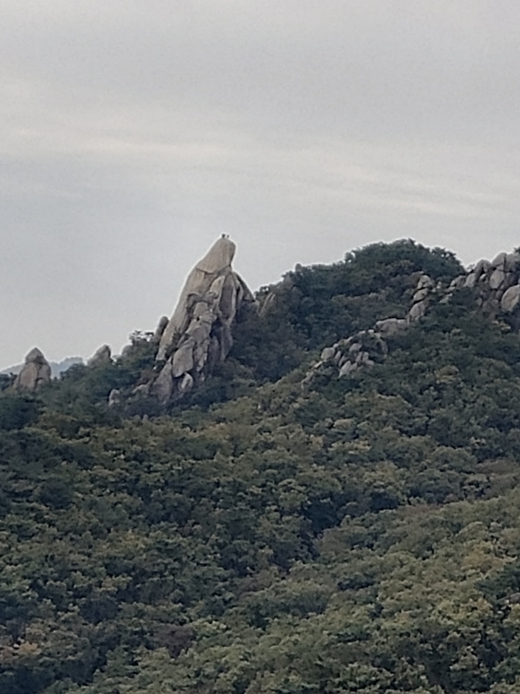 마당바위 이미지