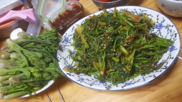 우아한밥상 이미지