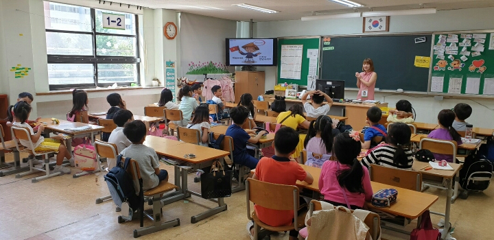 어등초등학교 이미지