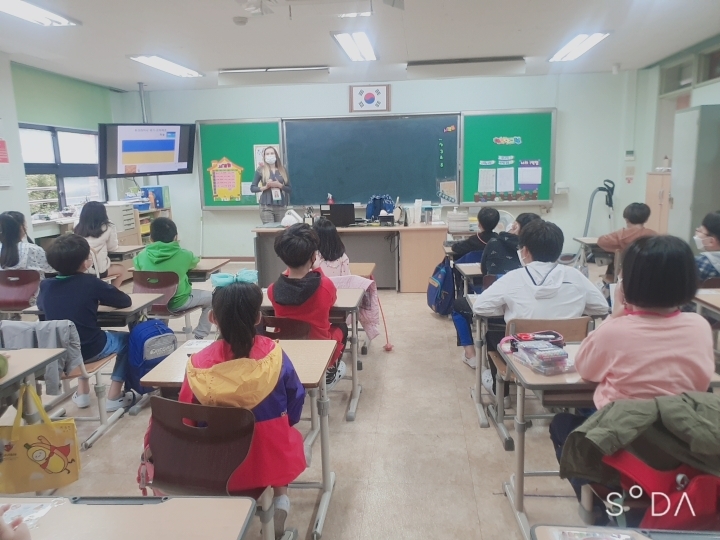 어등초등학교 이미지