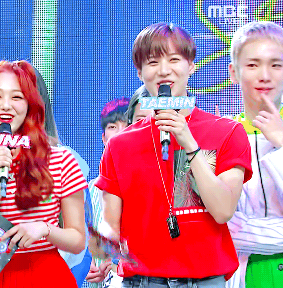 [샤이니] 눈웃음 치는 태민이.gif | 인스티즈