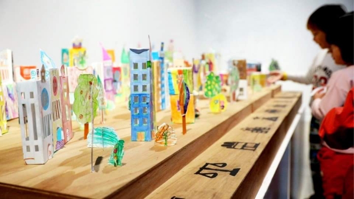 자한당의원이 광광대는 문준용씨가 납품했다는 교구 클라스(장지은교육공학박사가 개발) | 인스티즈