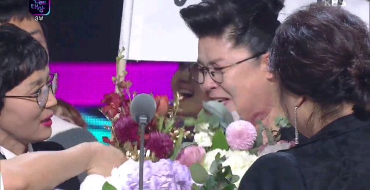 [kbs연예대상] 영자언니가 받은 또다른 상 | 인스티즈