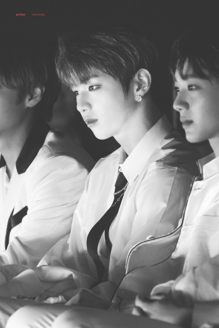 [워너원] 팬이 물 달라고 했을 때 강다니엘 반응. gif | 인스티즈