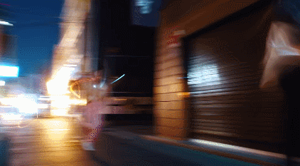 너무나도 한국적인 장소에서 이국적인(?) 느낌을 내는 갤럭시 워치 광고 | 인스티즈