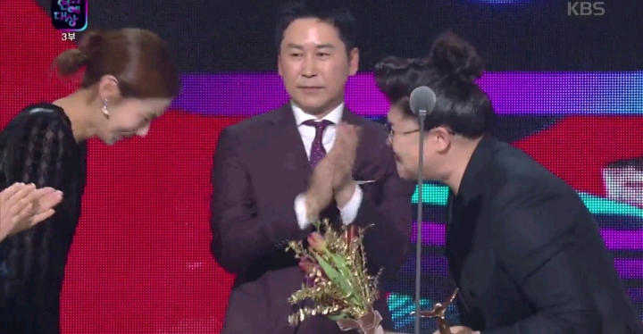 [kbs연예대상] 영자언니가 받은 또다른 상 | 인스티즈