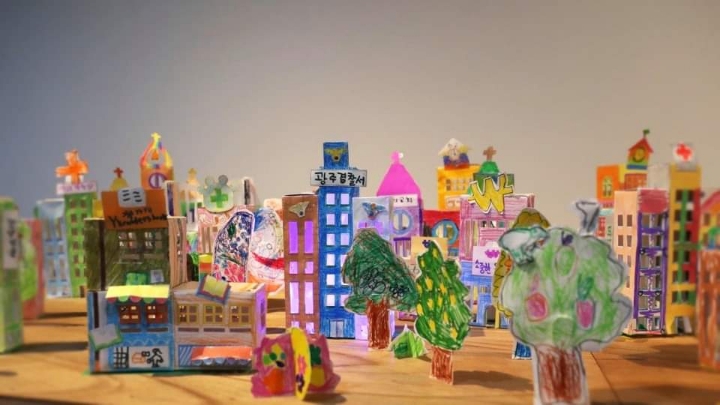 자한당의원이 광광대는 문준용씨가 납품했다는 교구 클라스(장지은교육공학박사가 개발) | 인스티즈