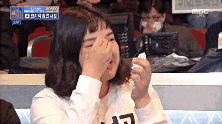 [mbc연예대상] 박성광이 우수상 타서 오열하는 송이 매니저 ㅠㅠㅠㅠㅠㅠㅠ.gif | 인스티즈