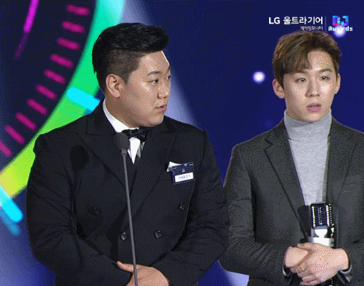 아프리카 BJ시상식 대참사.gif | 인스티즈