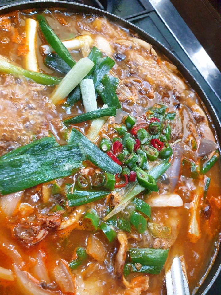 고기랑찌게랑 이미지