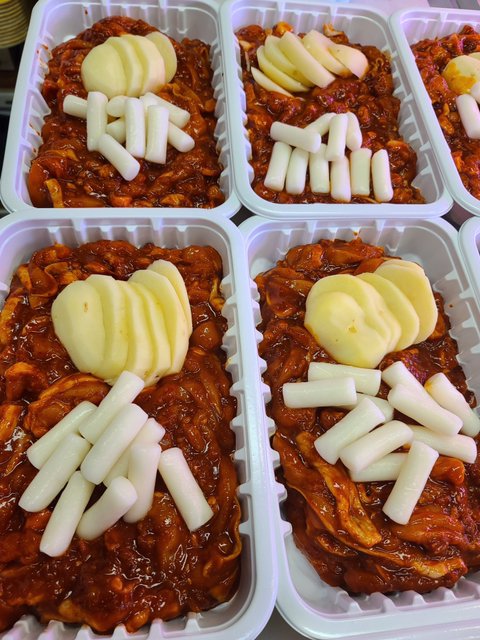 오리갈비닭갈비 이미지