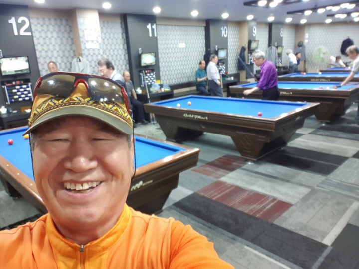 고릴라당구장 이미지