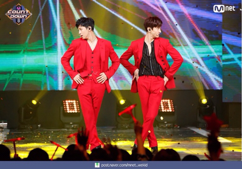 일본만 가면 스타일링이 이상해지는 어느 한 그룹...jpg | 인스티즈