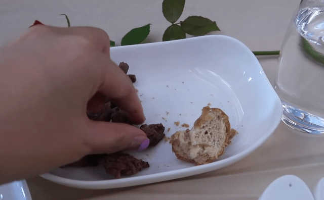 🐶강아지 달리의 비행기 1등석 체험기 .gif | 인스티즈