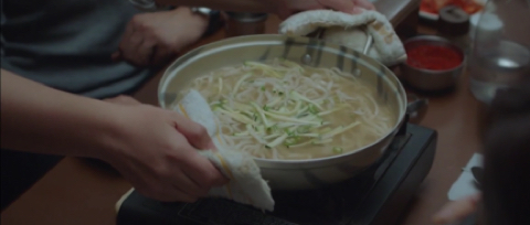 [슬기로운의사생활] 마흔살 친구들이 칼국수 먹다 개싸움난 이유 | 인스티즈