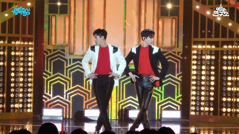 일본만 가면 스타일링이 이상해지는 어느 한 그룹...jpg | 인스티즈