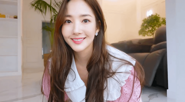 각자의 개성이 드러나는 신세경, 박민영, 한예슬, 안소희 Youtube INTRO | 인스티즈