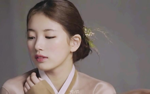 명절마다 봐 줘야 하는 수지 레전드.jpg | 인스티즈