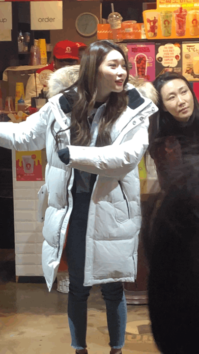 백댄서라는 단어가 너무 싫은 청하 | 인스티즈
