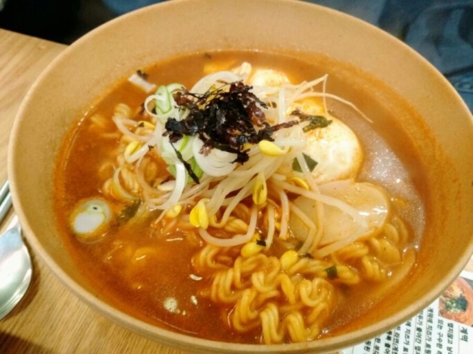 틈새 이미지