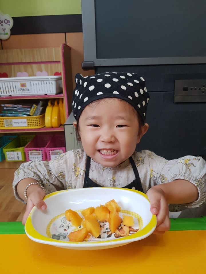 과일 요리사 이미지