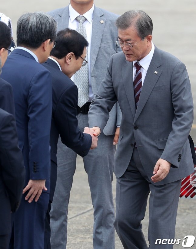 엠씨유 이미지