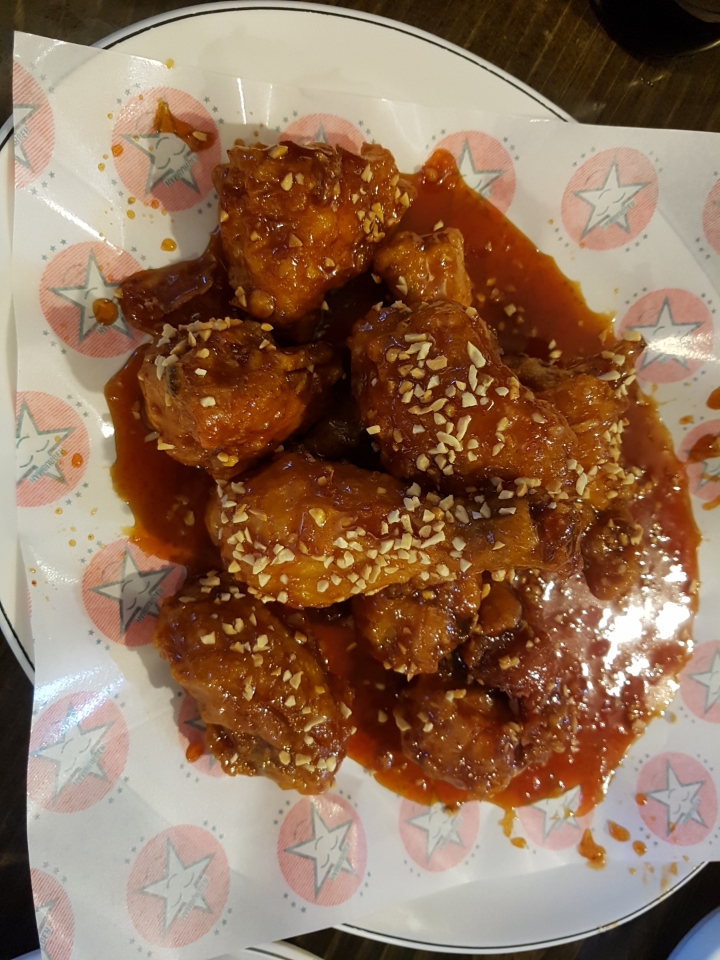 하모니치킨 이미지