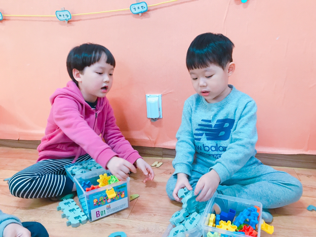 뚝딱뚝딱 이미지