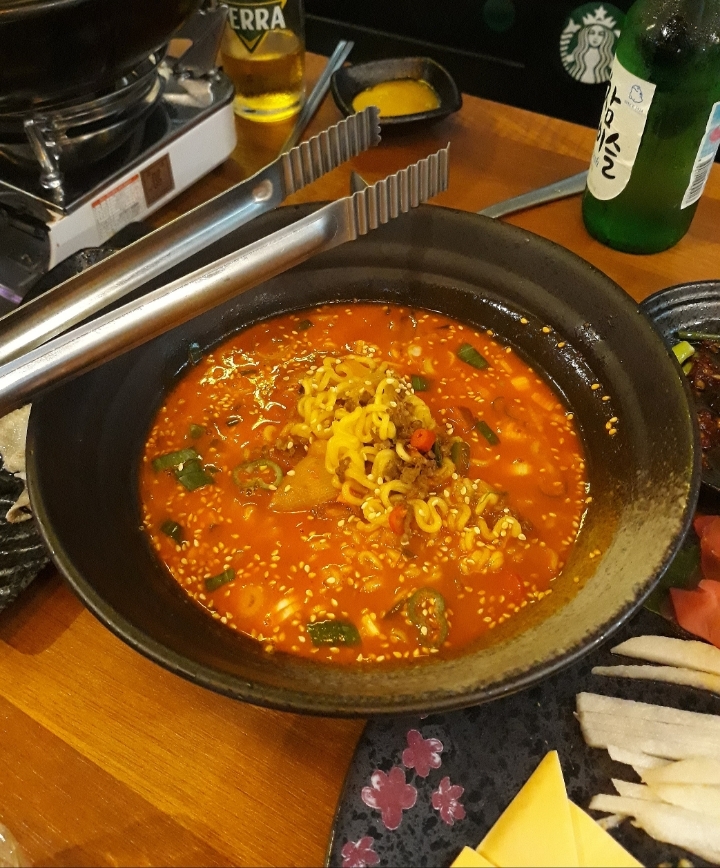 육회한생고기 이미지