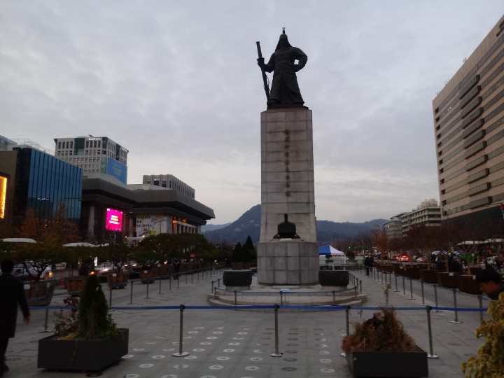 더블클릭을 하시면 이미지를 수정할 수 있습니다