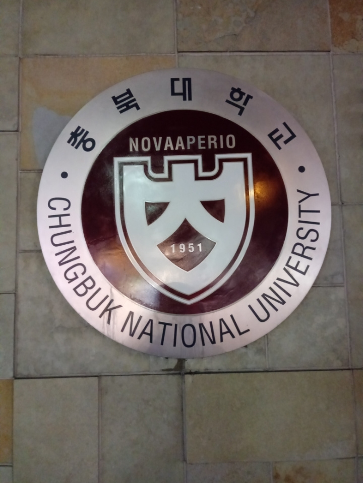 더블클릭을 하시면 이미지를 수정할 수 있습니다