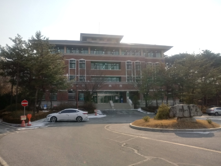 더블클릭을 하시면 이미지를 수정할 수 있습니다