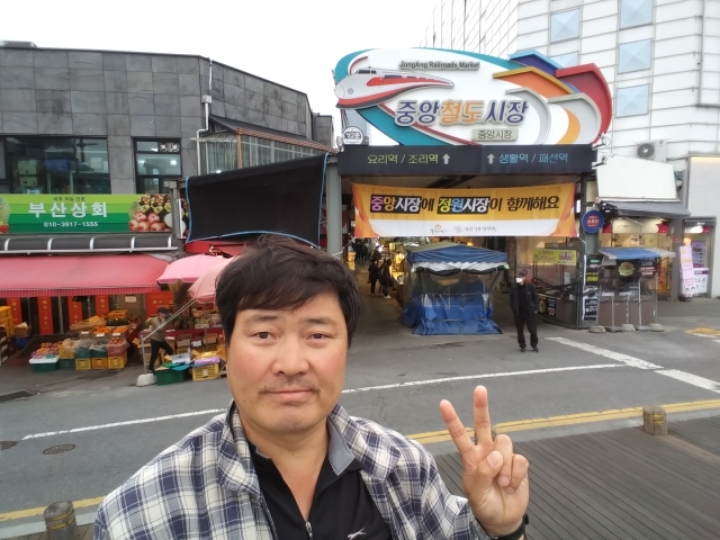 더블클릭을 하시면 이미지를 수정할 수 있습니다