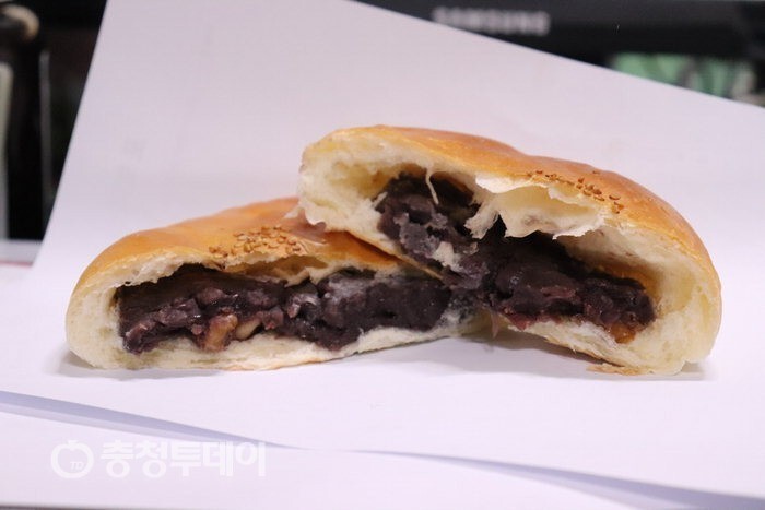 정인구팥빵 이미지