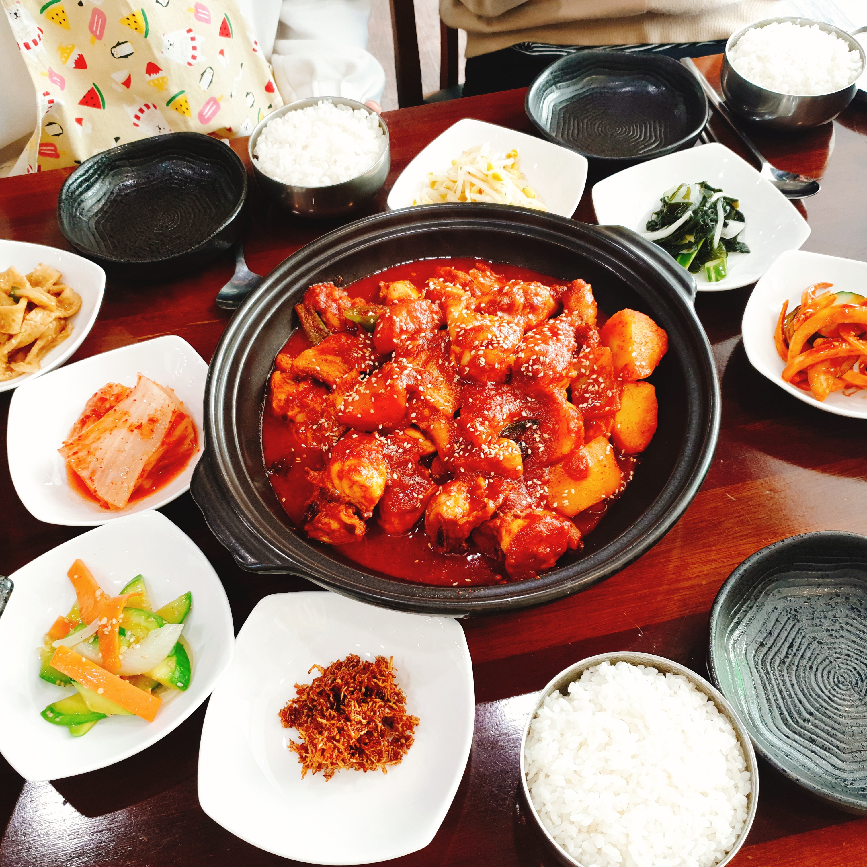 우아한밥상 이미지