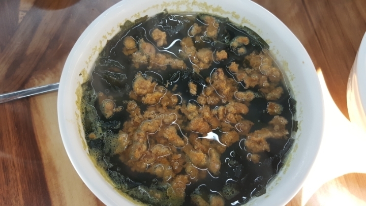갯마을식당 이미지