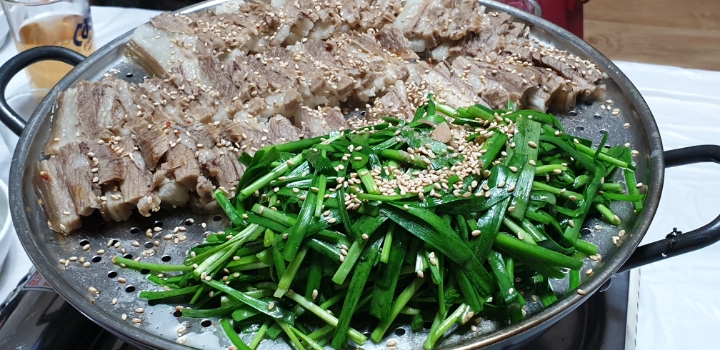 흑염소요리 이미지