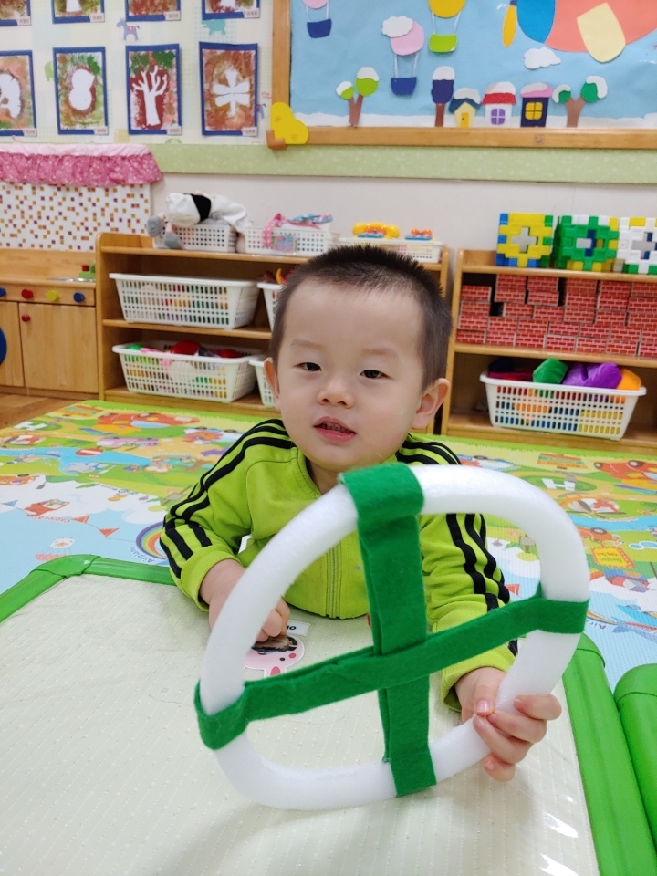 띠띠빵빵 이미지