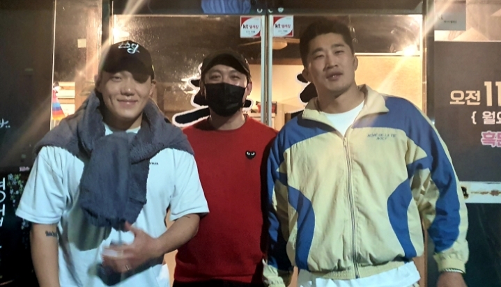 흑돈애 이미지