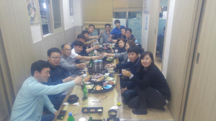 큰집 이미지