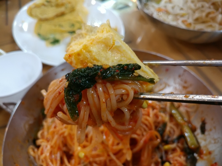 뚝방국수 이미지