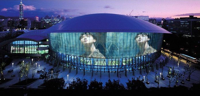 서울 모든 지하철역에 생일 광고 걸리는 방탄 지민 | 인스티즈