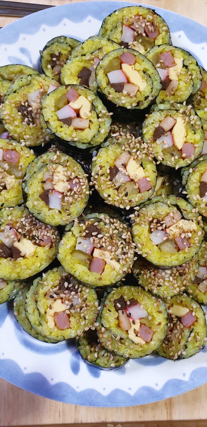 꼬소한 김밥 이미지