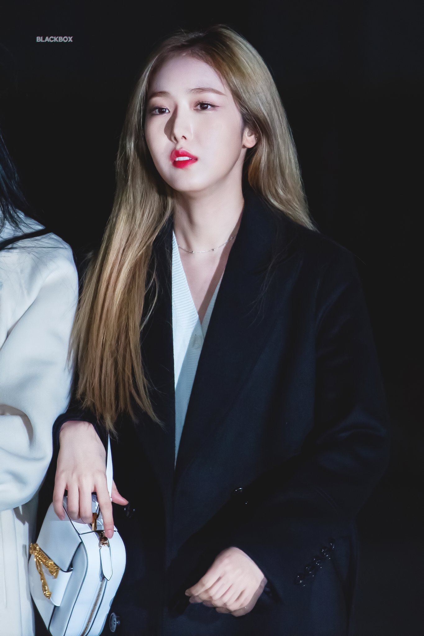 은근히 미인인 듯한 여자친구 신비.jpgif | 인스티즈