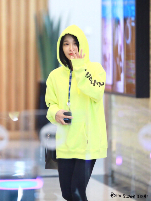 에이핑크 정은지 후드.jpg | 인스티즈