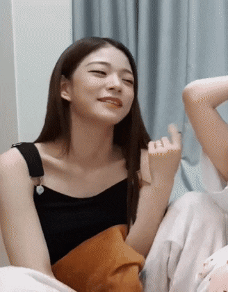 브이앱하는 프로미스나인 채영이 미모.gif | 인스티즈