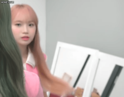 아이즈원) 제법 얼굴 근육 풀줄 아는 김채원 | 인스티즈