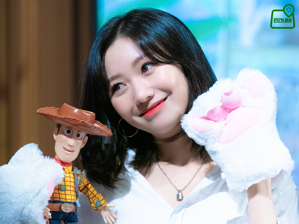 [러블리즈] 월요일엔 수정이 | 인스티즈